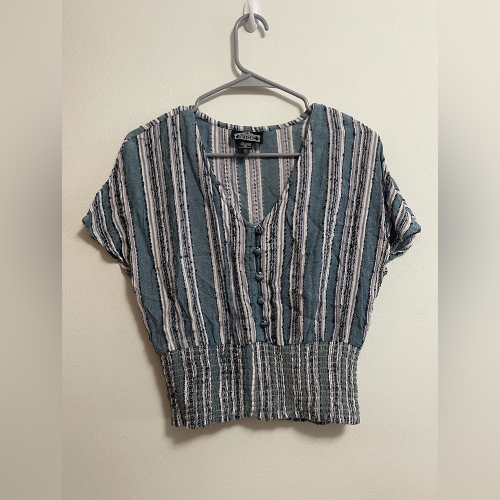 ANGIE - Women’s Woven Smocked Waist V-Neck Button Up Crop Top - Size M